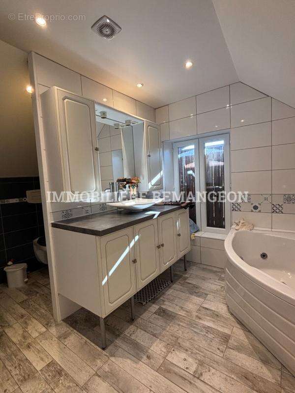 Maison à LAMOTTE-BEUVRON