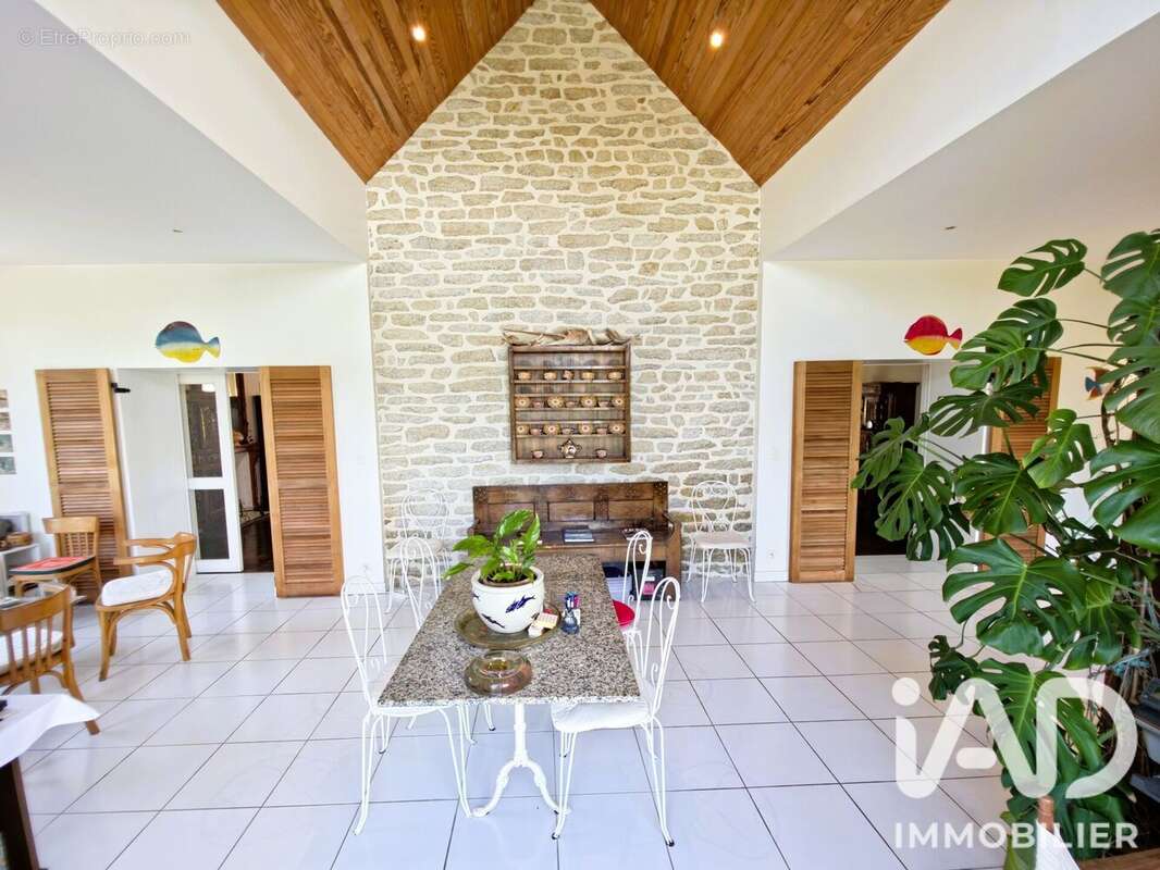 Maison 200 m² à Penmarch  - photo 6