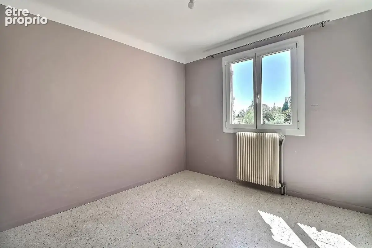 Maison 5 pièces 108 m² à vendre à Rodilhan (30230) - photo 8
