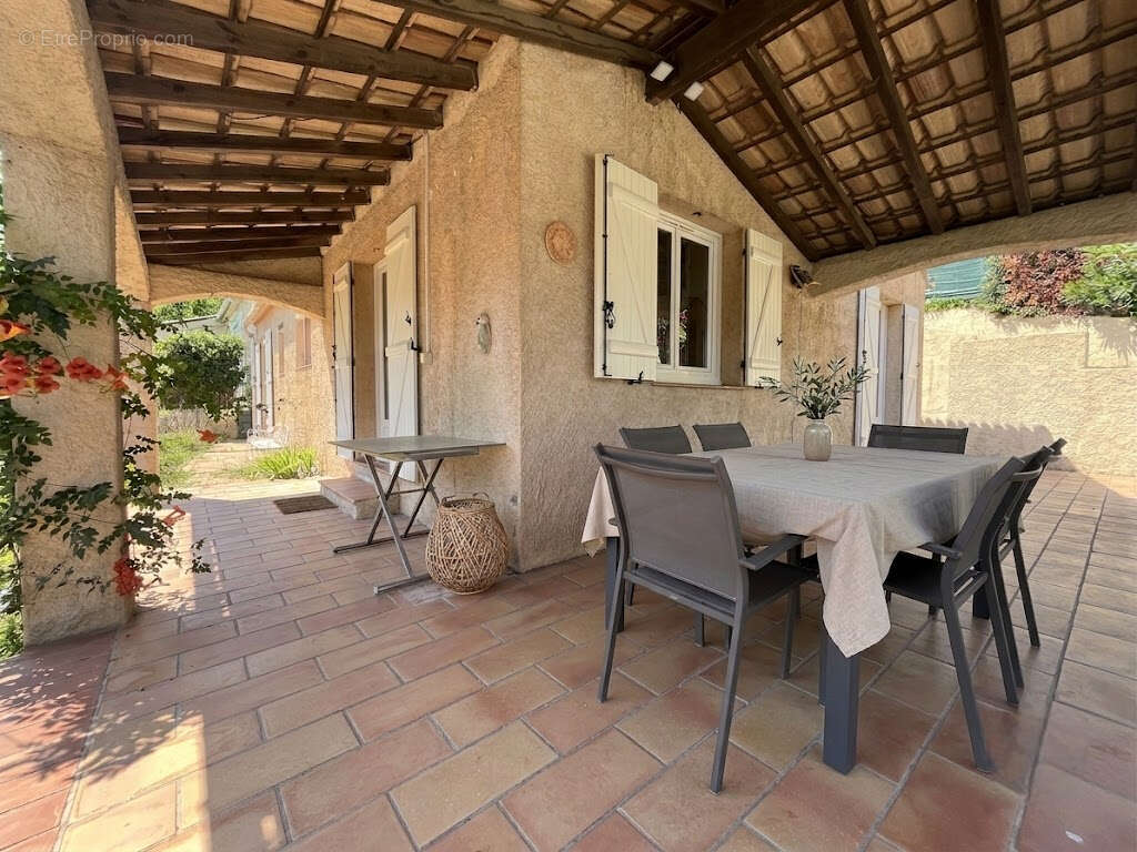 Maison 83m² à carros - photo 10