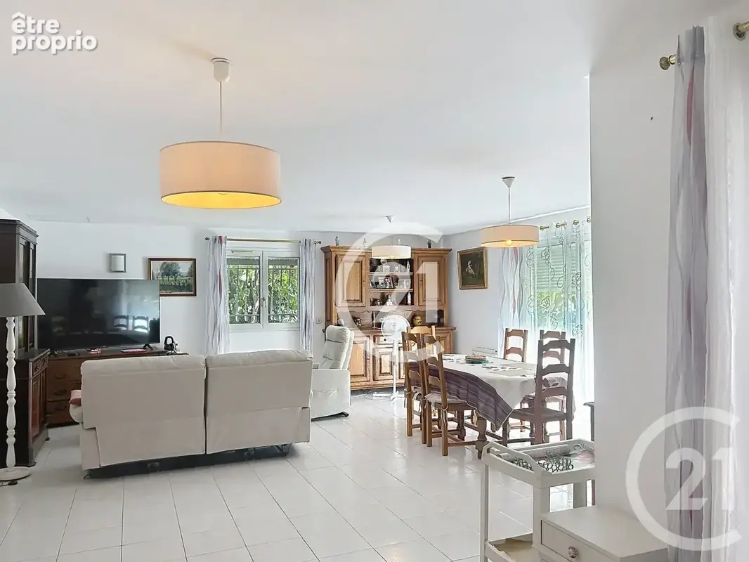 Maison 5 pièces 160 m² à vendre à Elne (66200) - photo 5