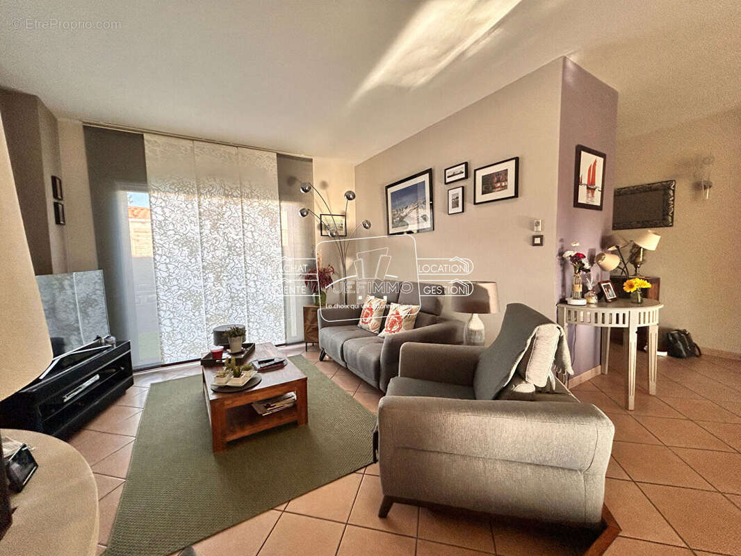 Maison à SAINT-JULIEN-DE-CONCELLES