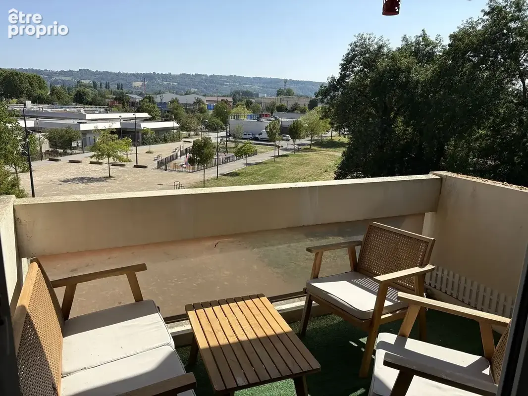 Appartement à BOURGOIN-JALLIEU
