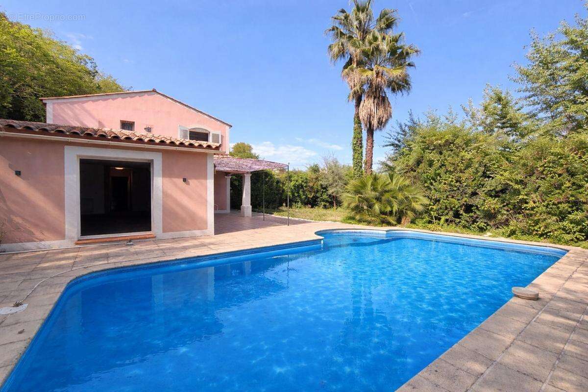 Maison à LA COLLE-SUR-LOUP