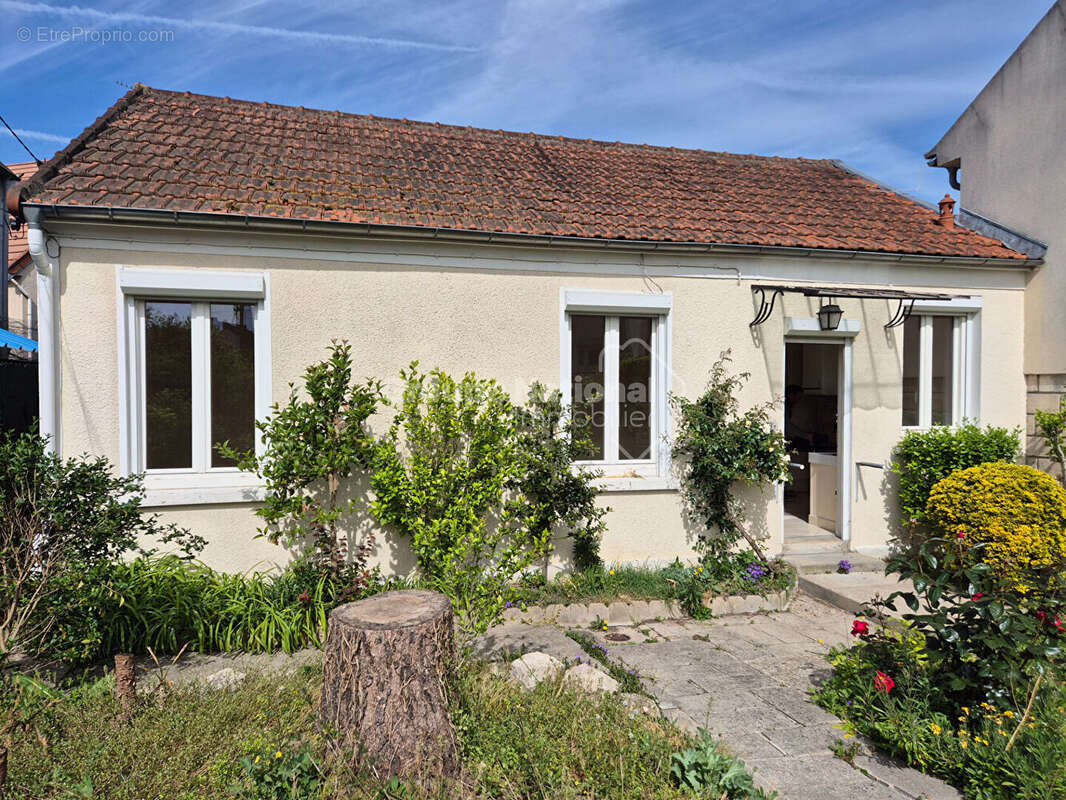 Maison à FRANCONVILLE
