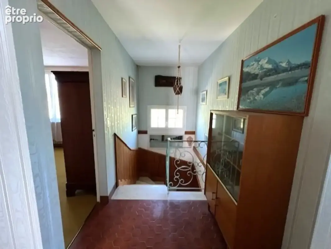 Maison à vendre 8 pièces SAINTES (17) - photo 13