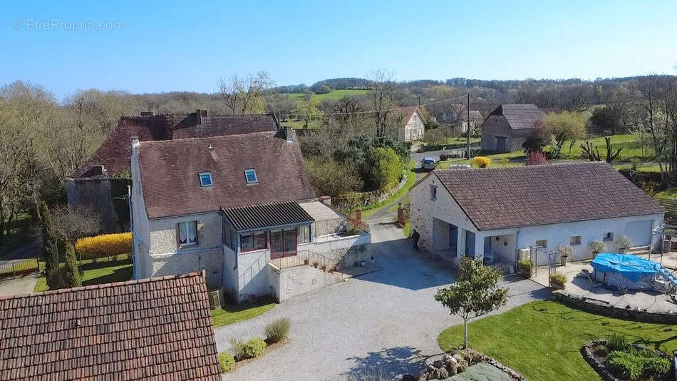 Maison à GINOUILLAC