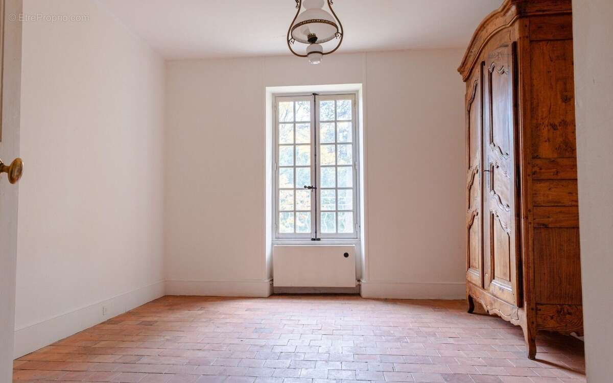 Maison à BOURG-LES-VALENCE