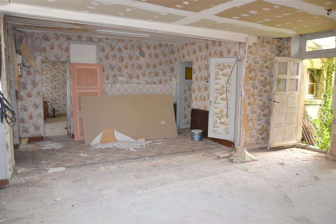 Maison 112 m² à Nonant-Le-Pin  - photo 3