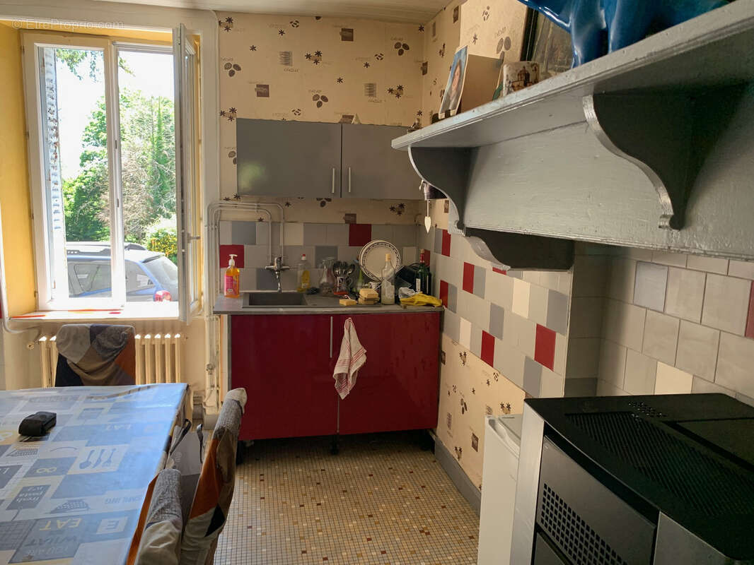 Maison à LA CROISILLE-SUR-BRIANCE