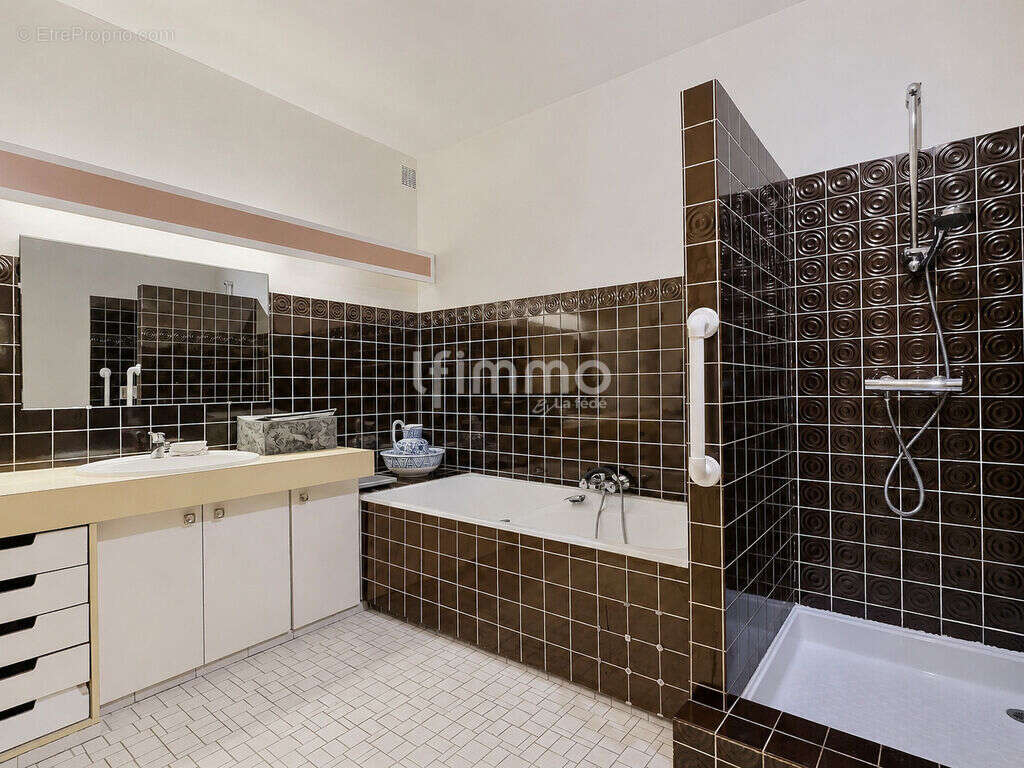 Maison 207 m2 avec logement indépendant en Rdc - photo 11