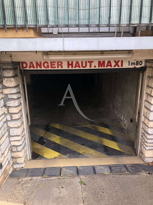 Parking à CHEVILLY-LARUE