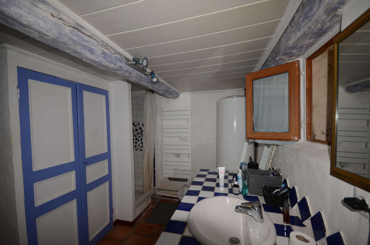 Maison à AUPS