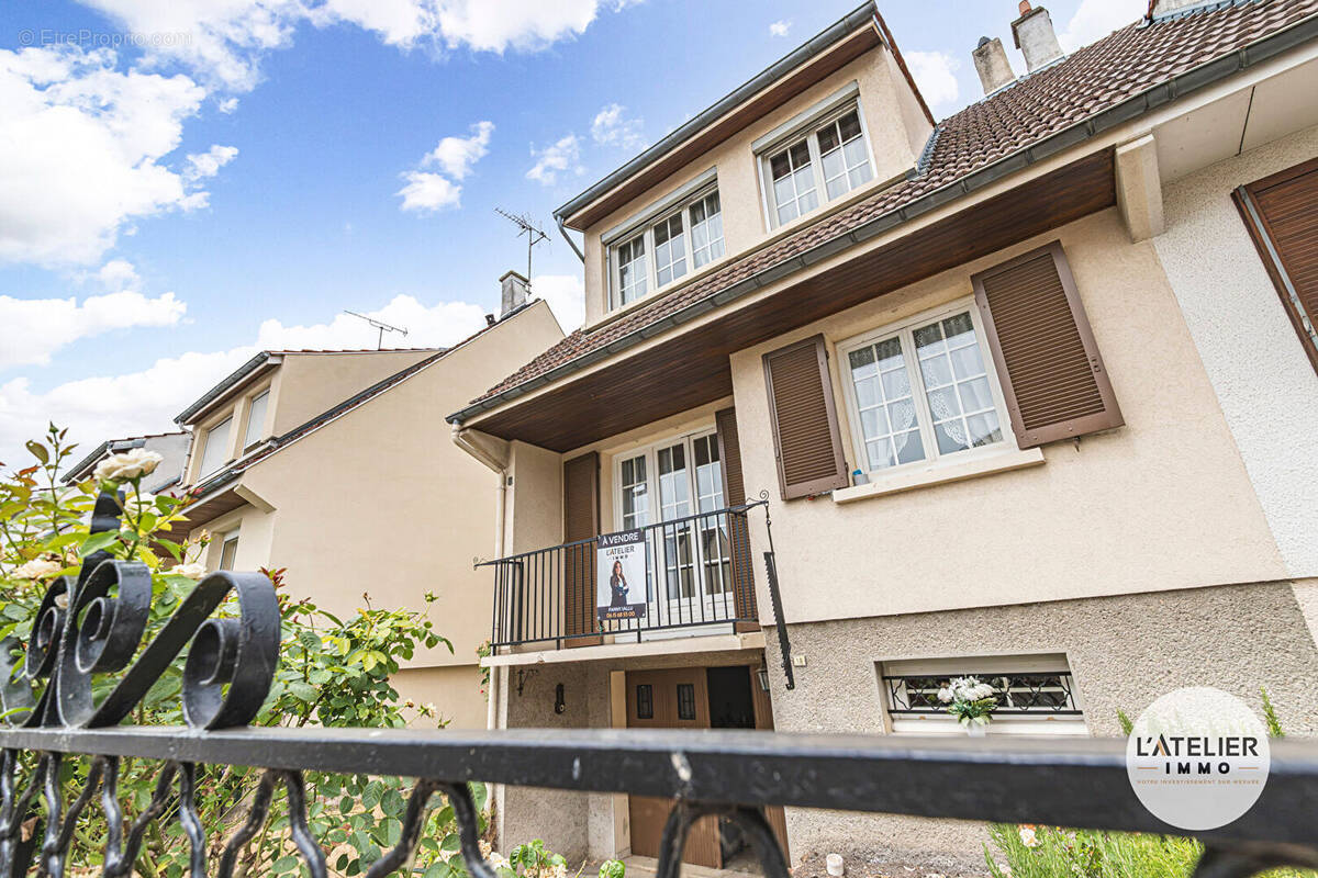 Maison familiale de 101 m² avec jardin et sous-sol complet - photo 1