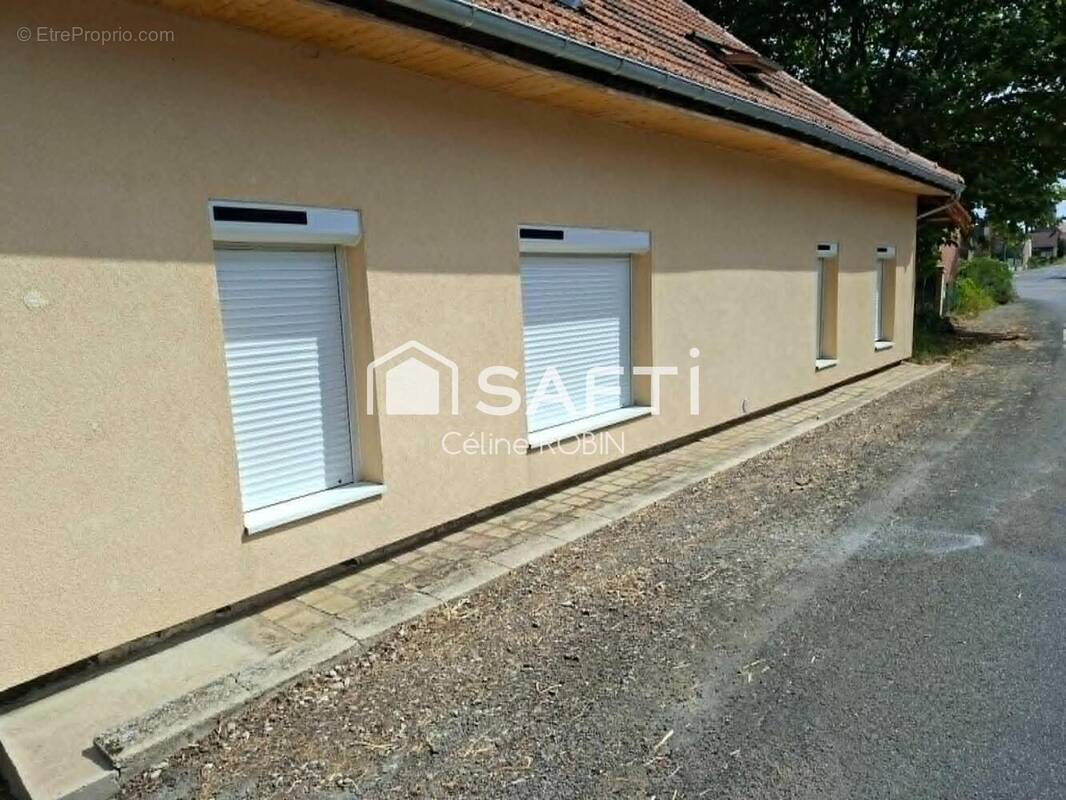 Photo 1 - Maison à FRONTENARD