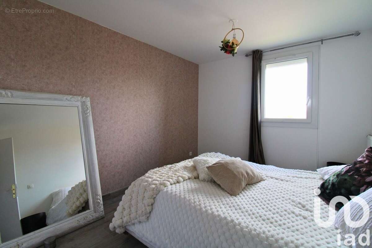 Photo 5 - Appartement à SAINT-ETIENNE-DU-ROUVRAY