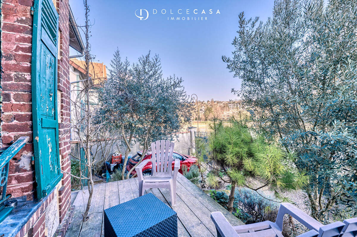 Maison à LE PERREUX-SUR-MARNE