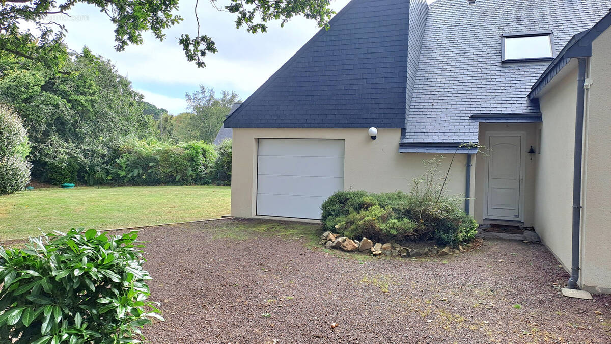 Maison à PLEUMEUR-BODOU