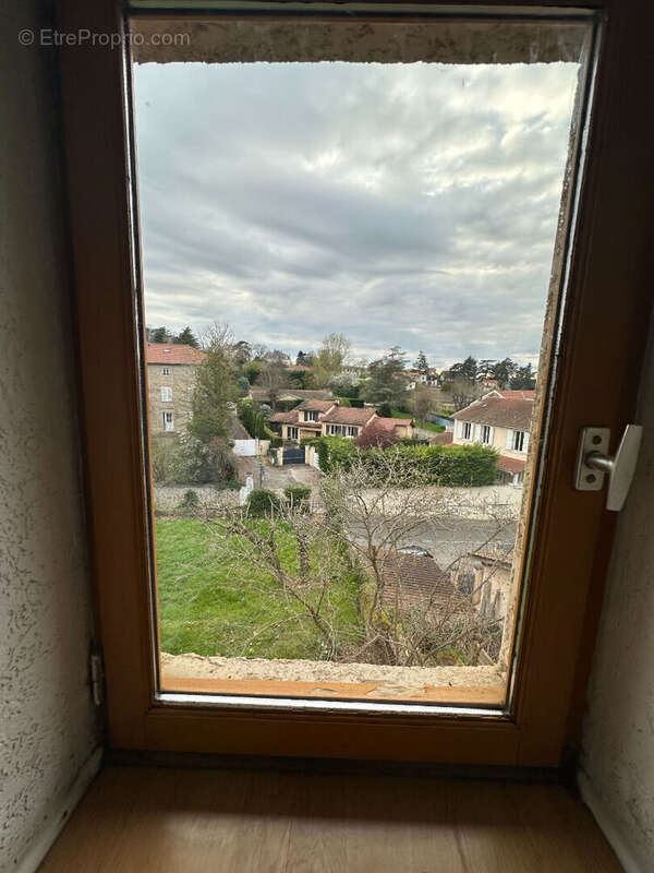 Appartement à SAINT-GERMAIN-AU-MONT-D&#039;OR