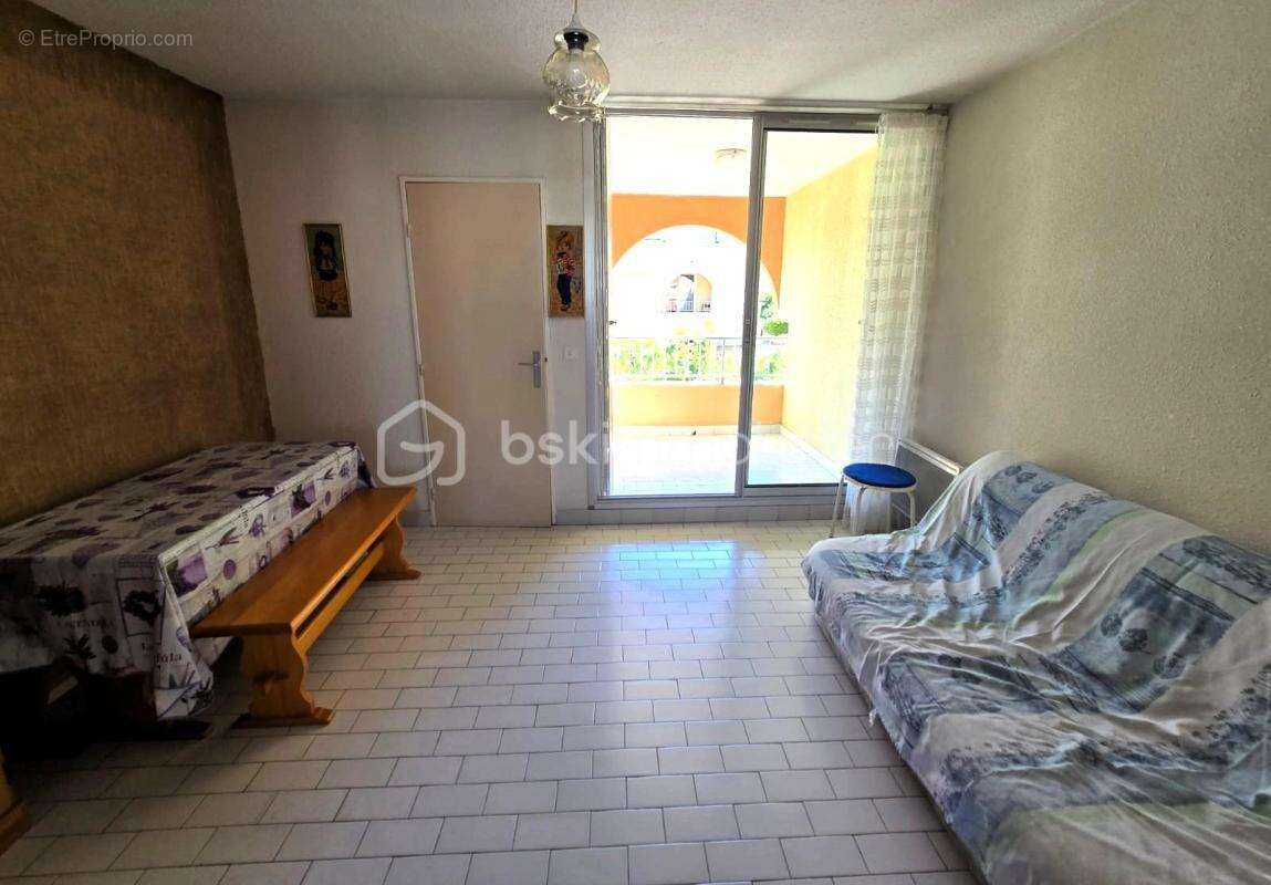 studio cabine avec vue sur le port - photo 3