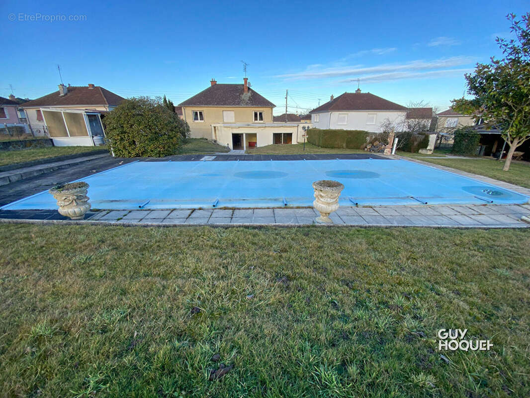 Maison à PARAY-LE-MONIAL