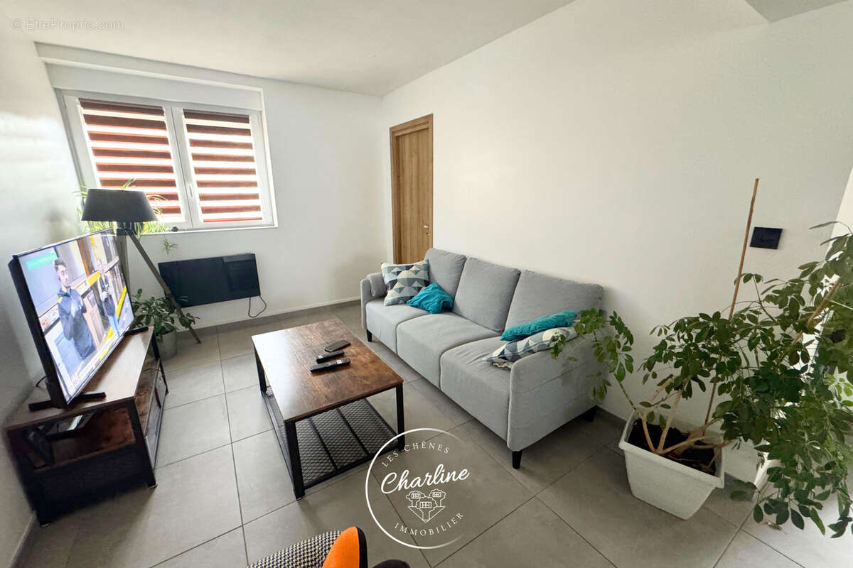 Appartement à AUBOUE