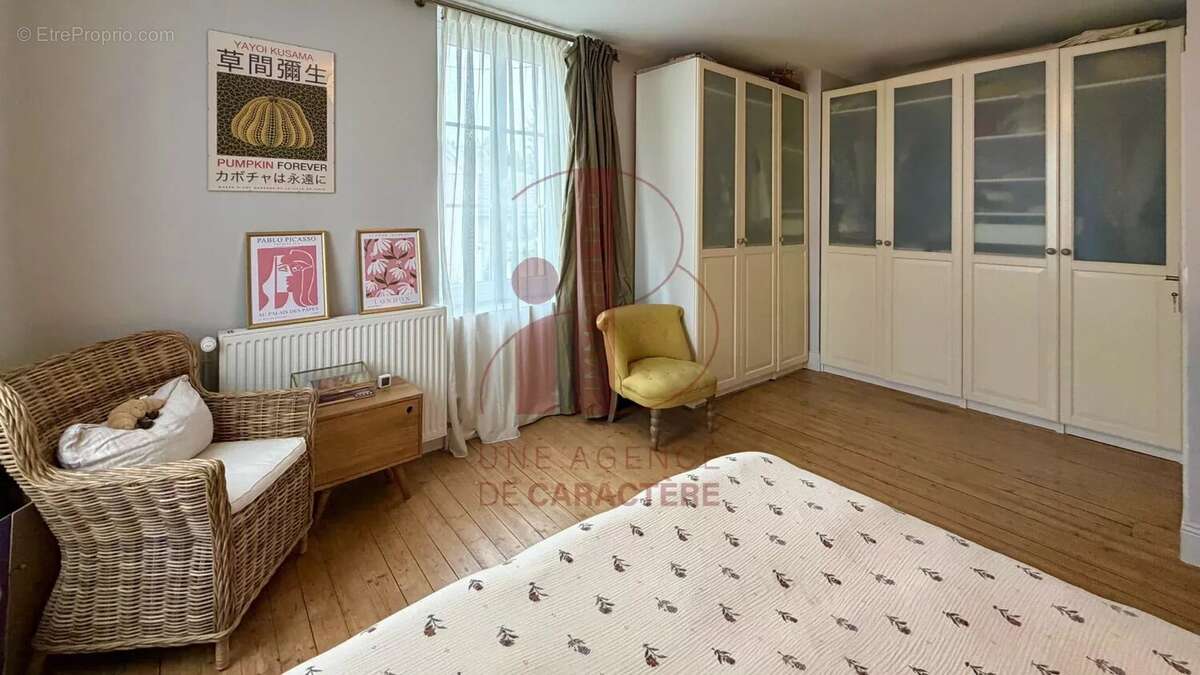 Maison à FONTAINEBLEAU