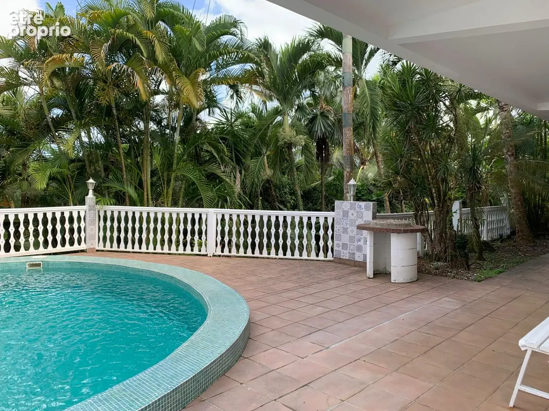 A vendre villa t7 - 190 m2 - vue mer & montagne - lamentin - photo 3