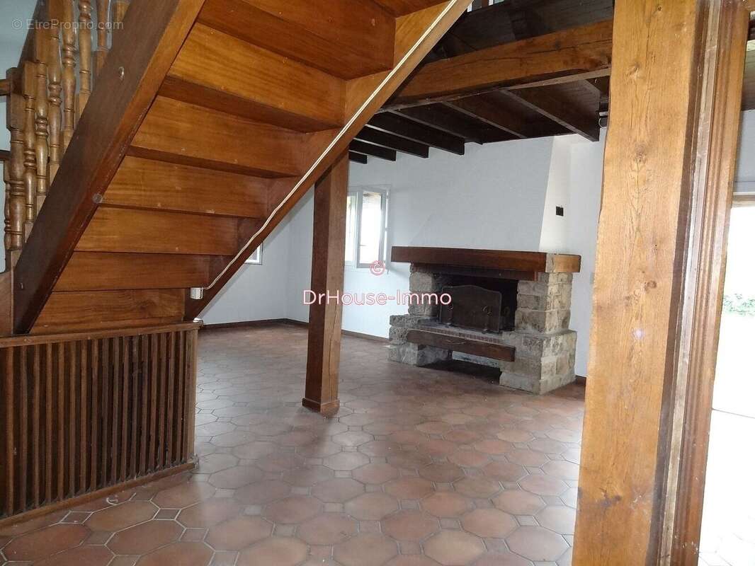 Maison à SAINT-CHRISTOL-LES-ALES