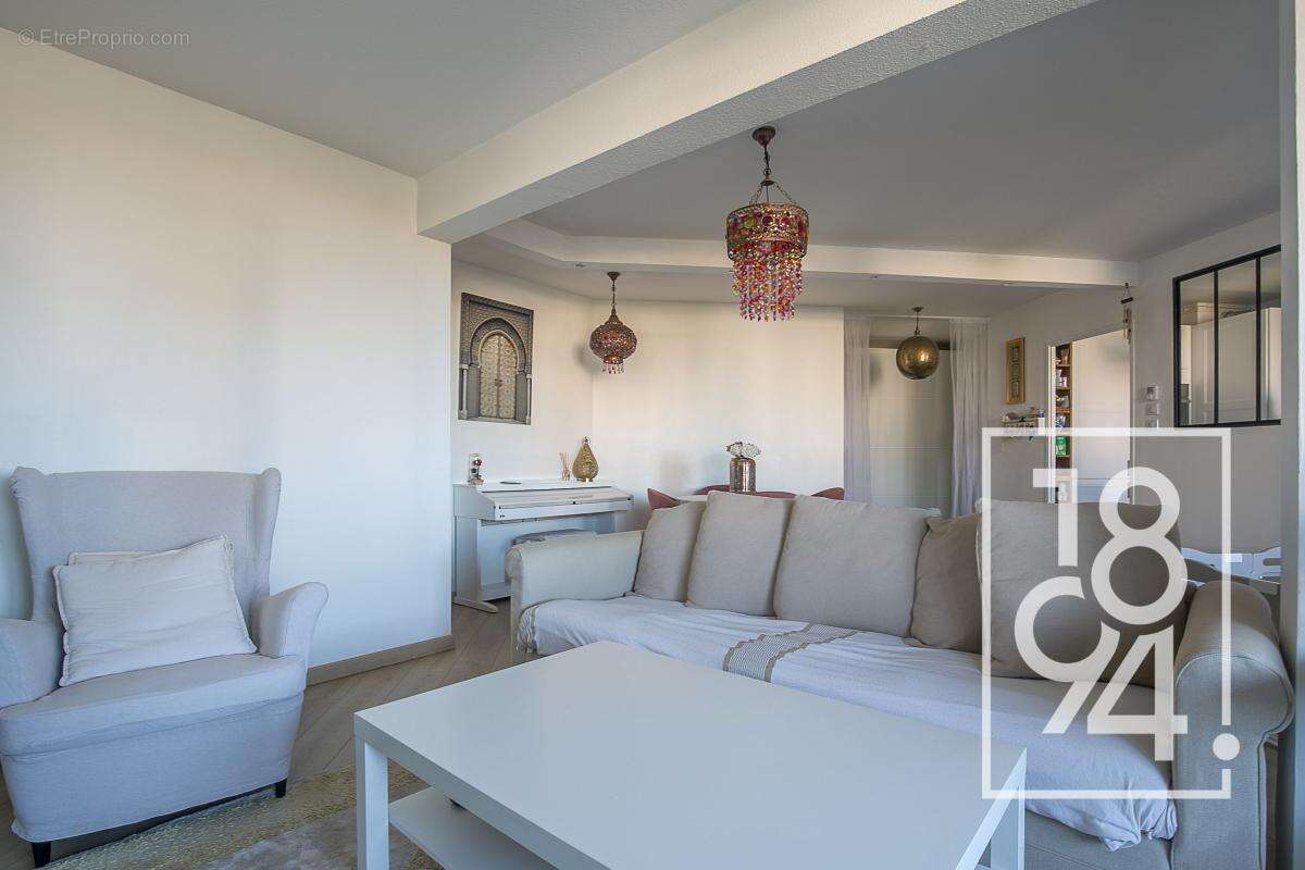 Appartement à MARSEILLE-9E