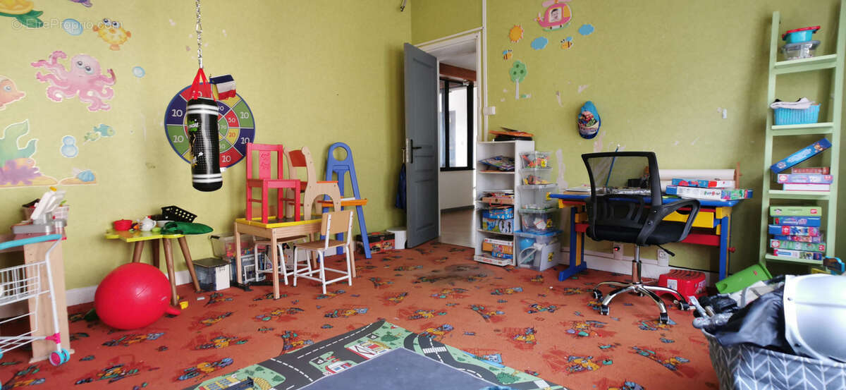 Appartement à DAMERY