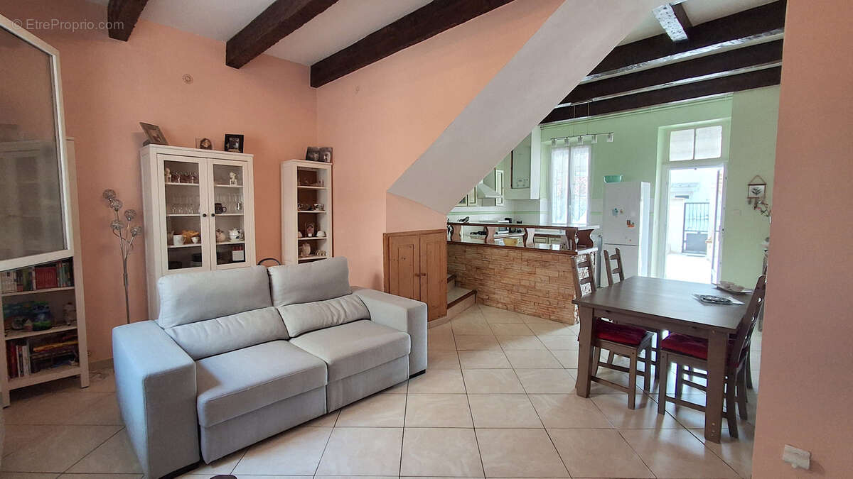 Maison de ville Type 3/4 + grande terrasse - photo 5