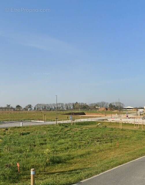 Terrain constructible à vendre – Andilly (455 m²) - photo 3