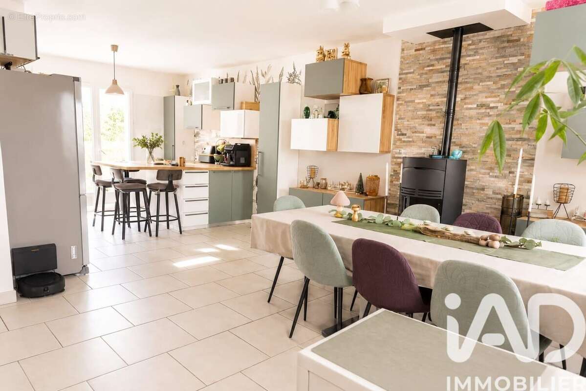 Photo 4 - Maison à FONTENAY-TRESIGNY