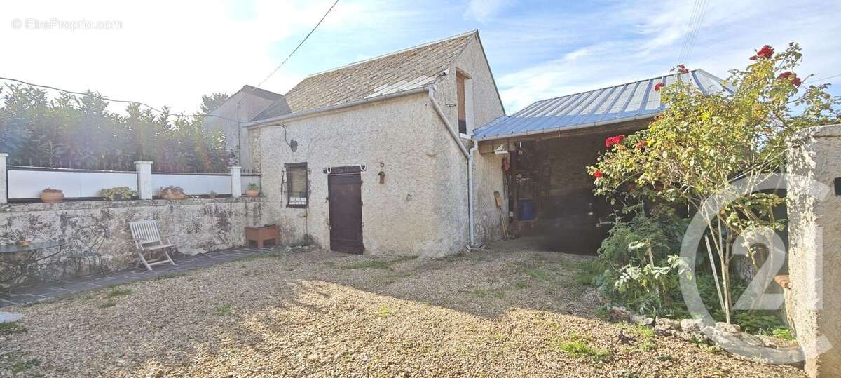 Maison à OUZOUER-LE-DOYEN