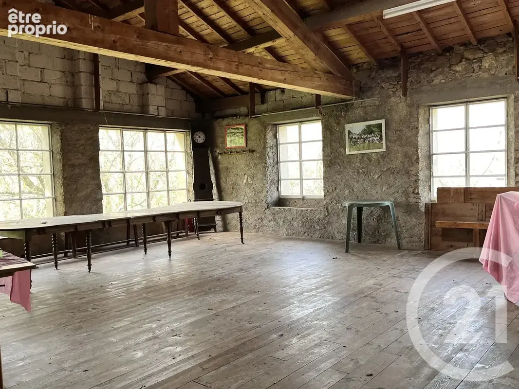 Maison 9 pièces 220 m² à vendre à Saint-Jeure-D'ay (07290) - photo 8