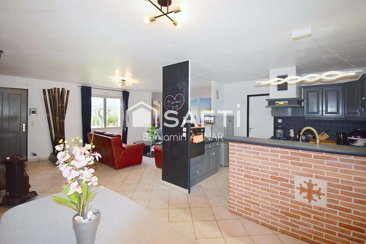 Photo 2 - Maison à LEVIGNAC