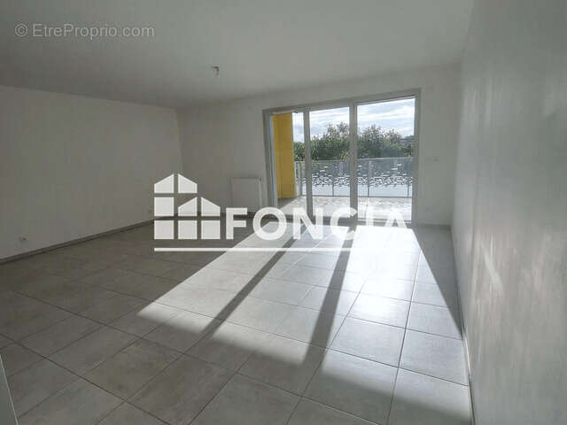 Appartement à SAINT-GENIS-POUILLY