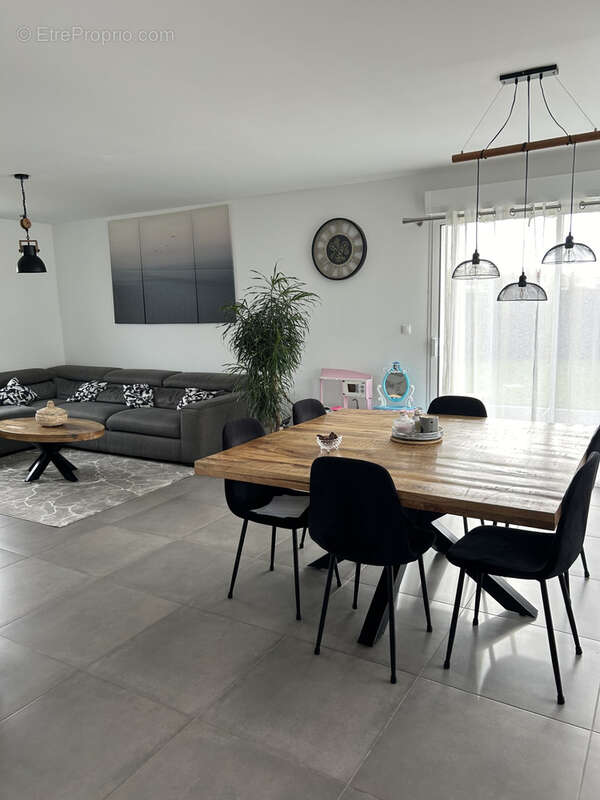 Maison à OSTRICOURT