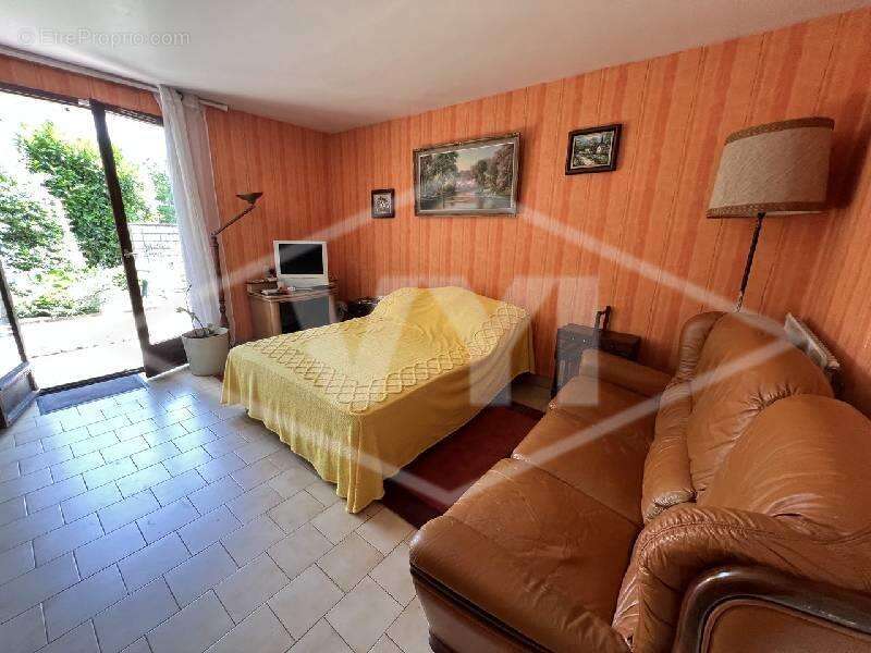 Maison à COMBS-LA-VILLE