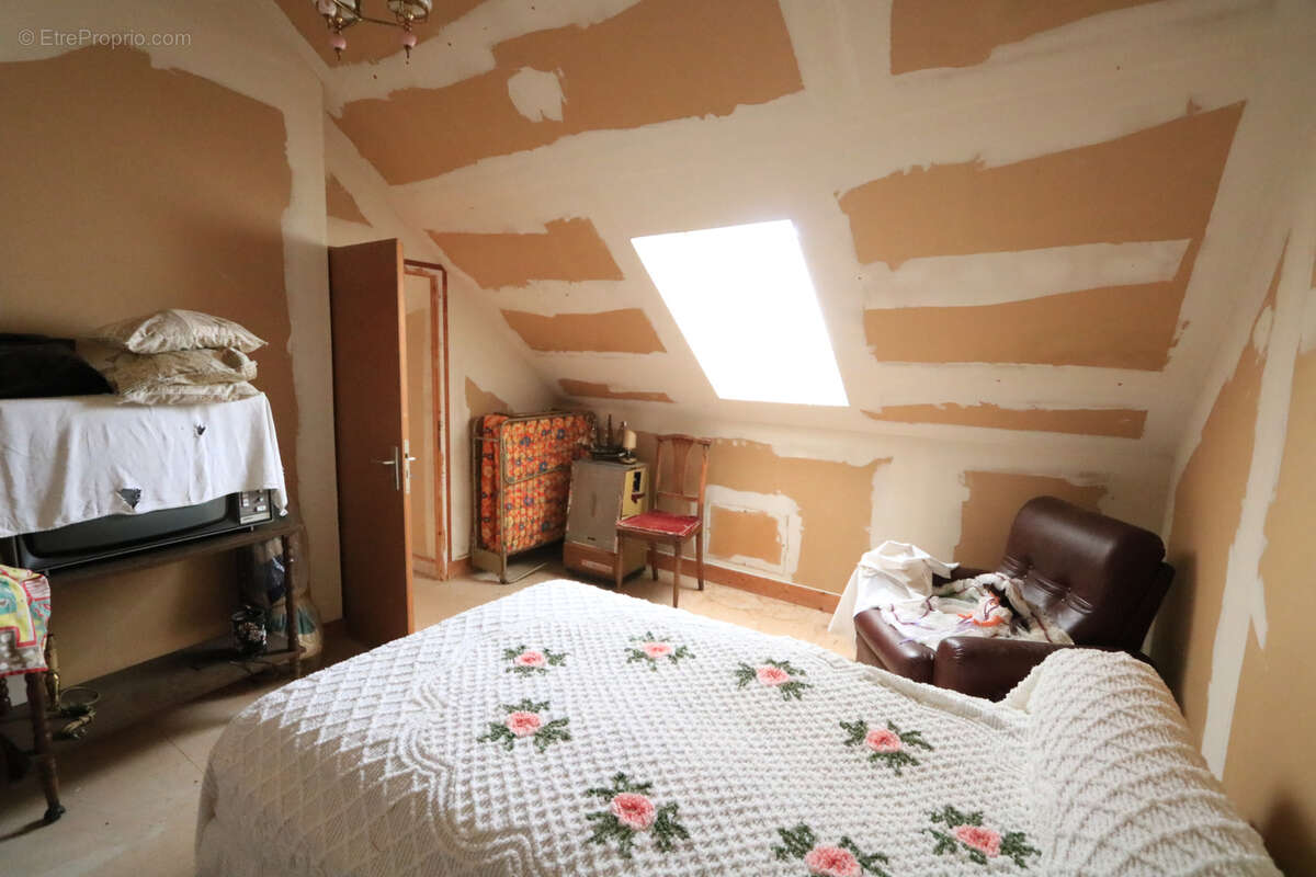 Maison à SENNEVOY-LE-BAS