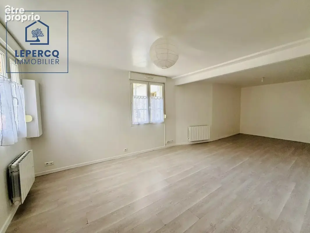 Appartement en rez-de-chaussée au centre-ville de la ferté-milon - photo 3
