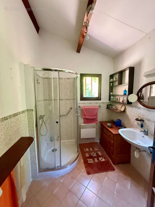 maison T6 de 135 m2 sur 1172 m2 de terrain - photo 10