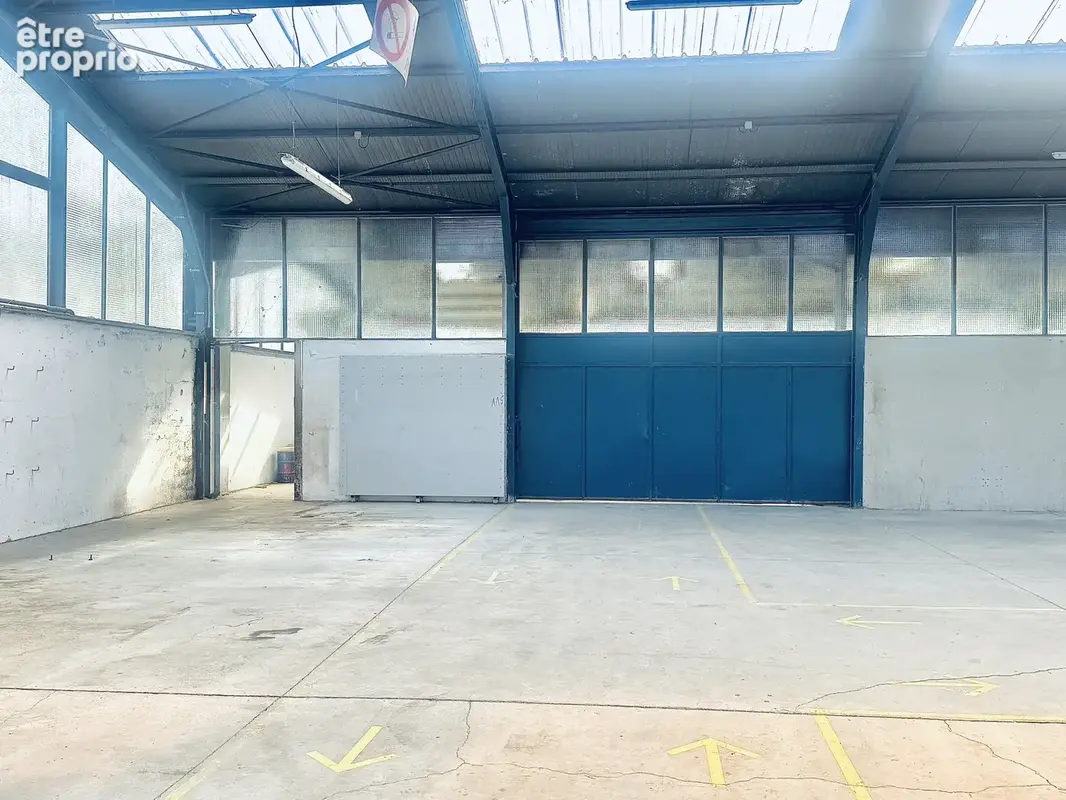 Local d’activité industrielle / bureaux / show room - photo 12