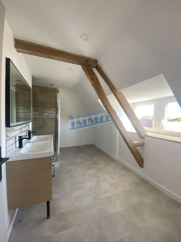Maison en pierres blanches rénovée Secteur d'Agnez - photo 9