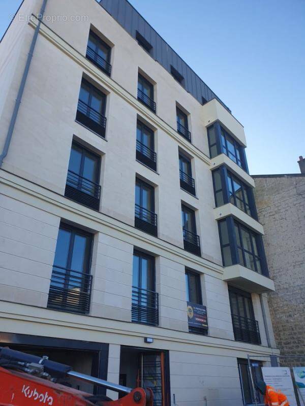 Appartement à SURESNES