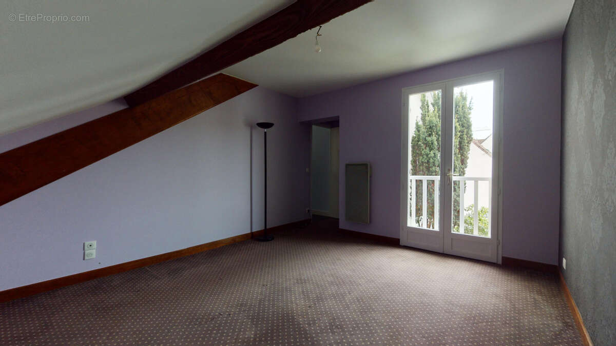 Maison à MONTIGNY-LES-CORMEILLES