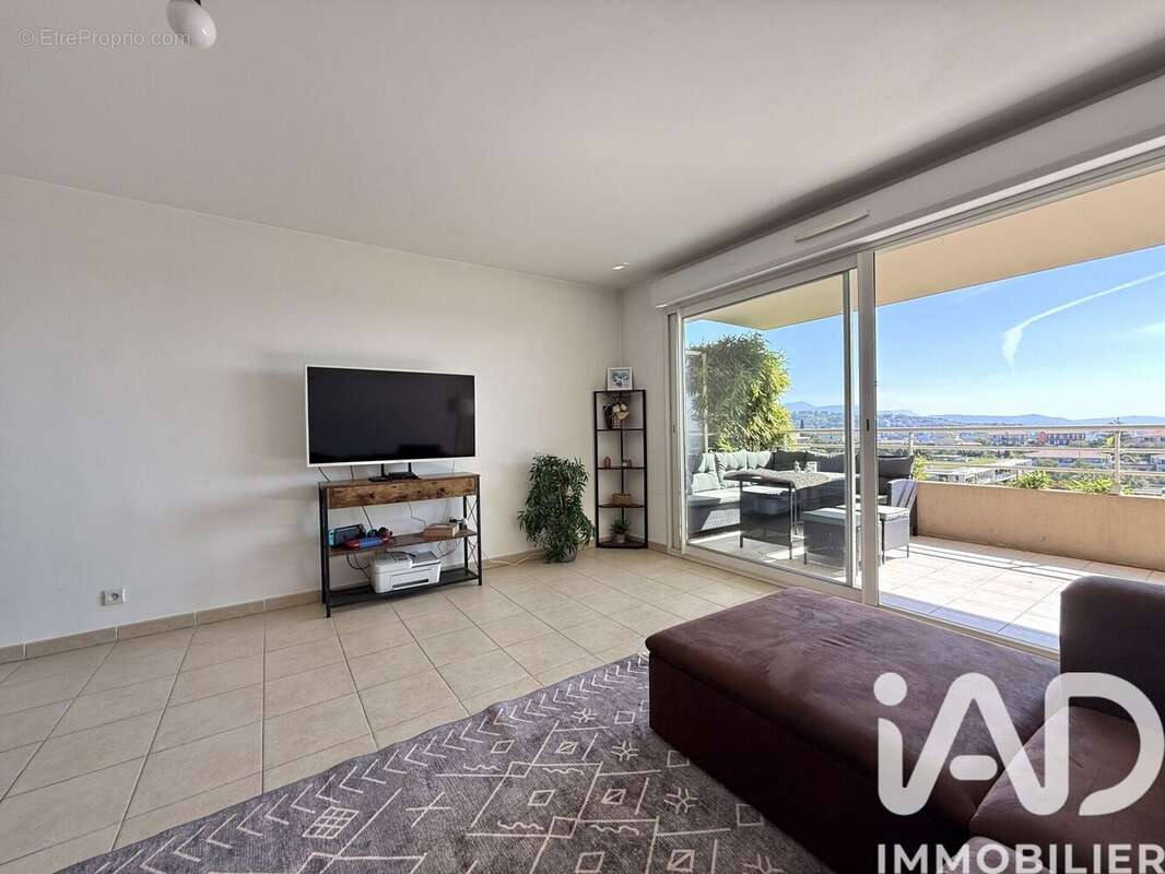 Photo 7 - Appartement à SAINT-LAURENT-DU-VAR