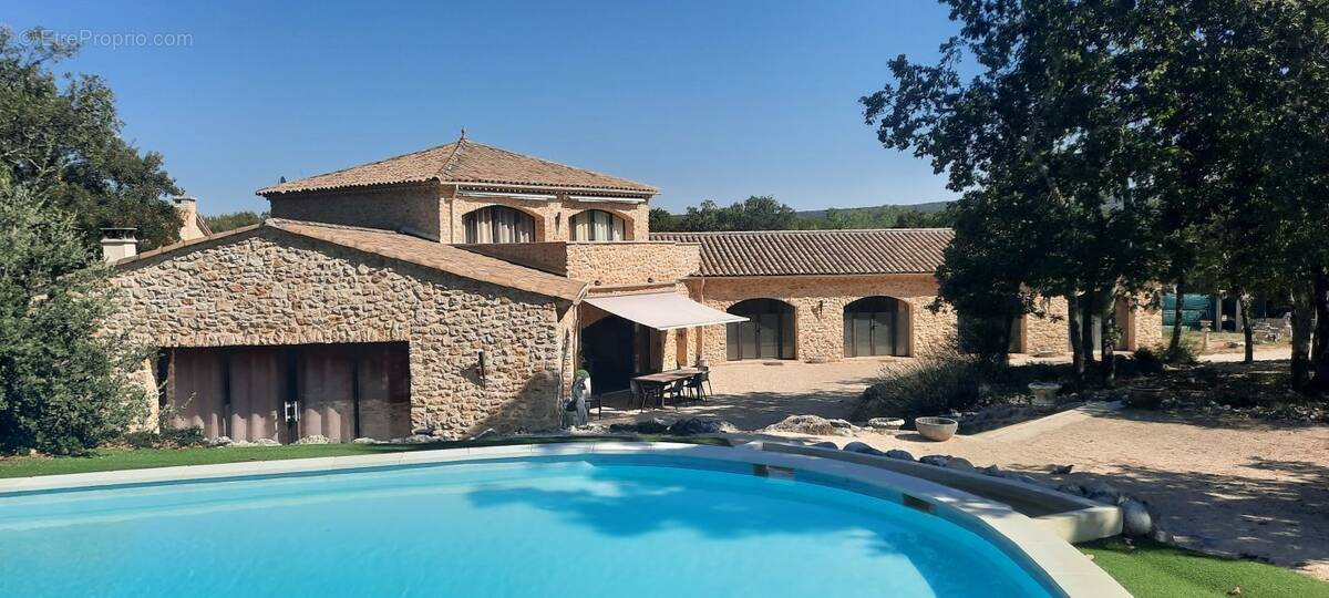 Maison à VALLON-PONT-D'ARC