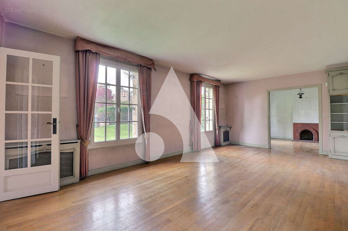 Maison à SAINT-OUEN-L&#039;AUMONE